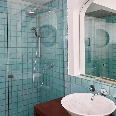 Hotell La Sosta 4*